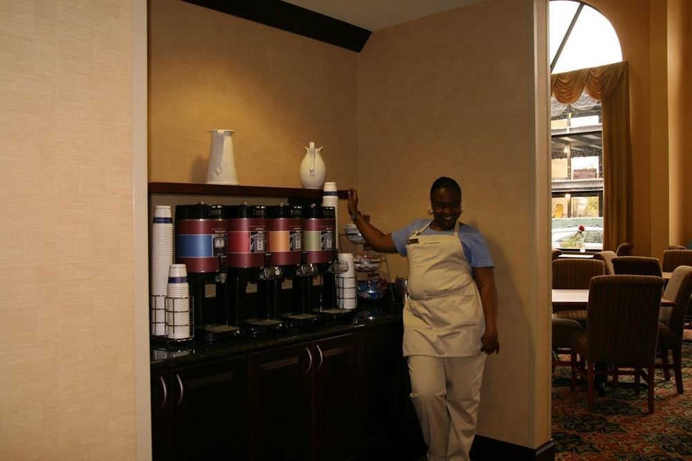 Hampton Inn Schenectady Downtown Restaurant bilde