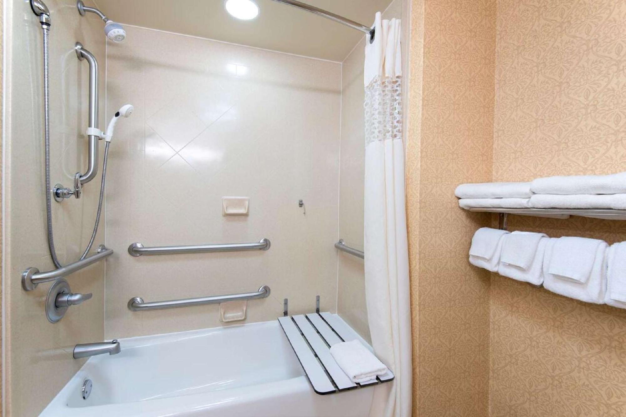 Hampton Inn Schenectady Downtown Eksteriør bilde
