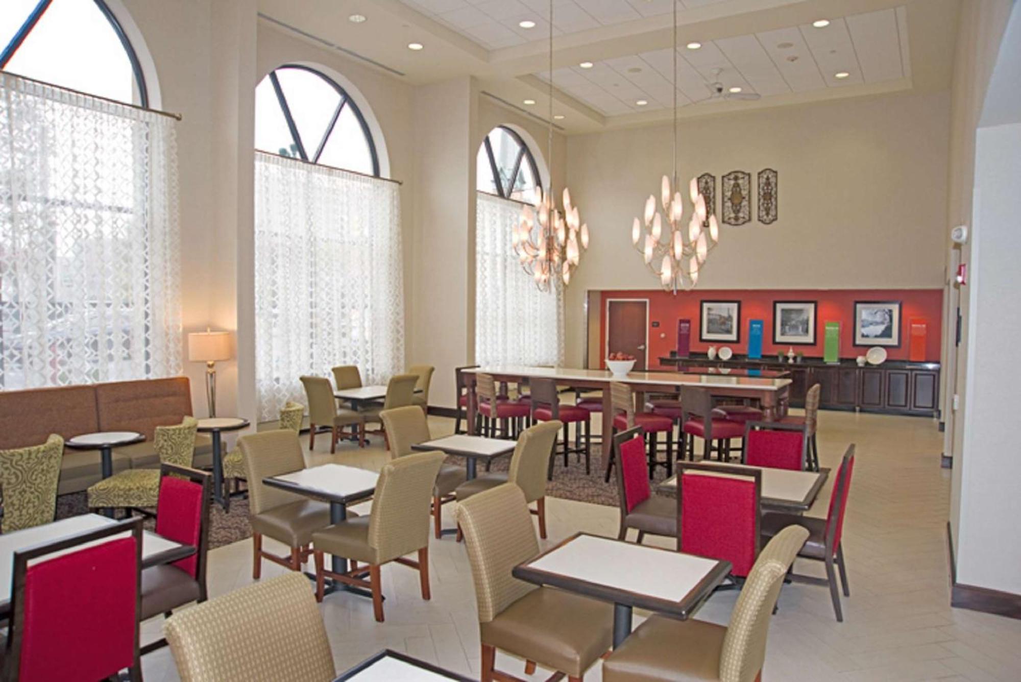 Hampton Inn Schenectady Downtown Eksteriør bilde